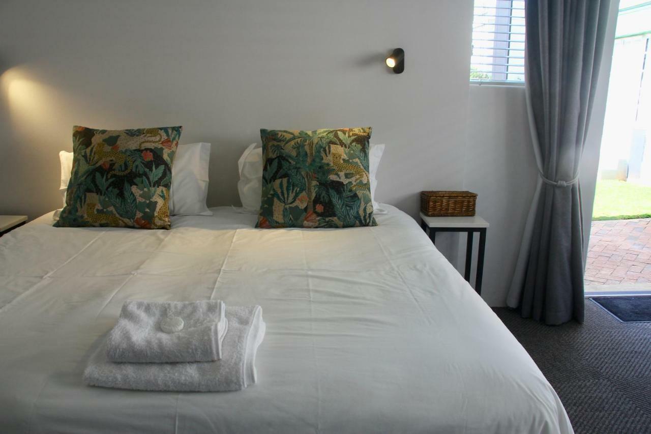 Melville Manor Guest House ヨハネスブルグ エクステリア 写真