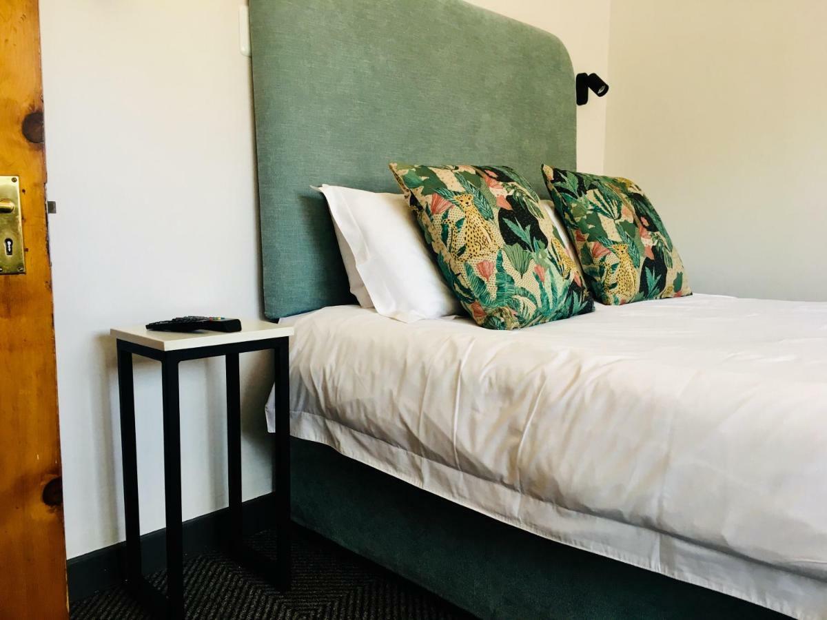 Melville Manor Guest House ヨハネスブルグ エクステリア 写真