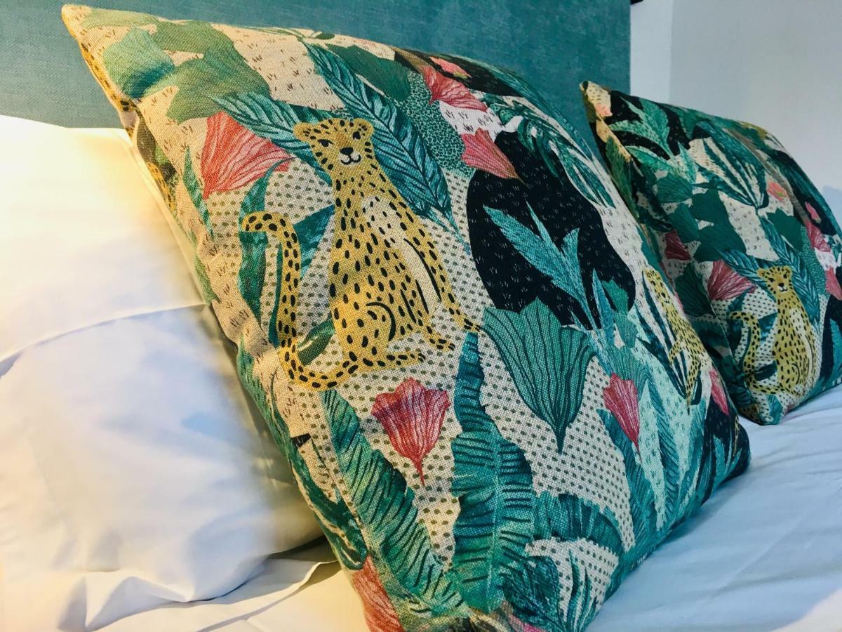Melville Manor Guest House ヨハネスブルグ エクステリア 写真